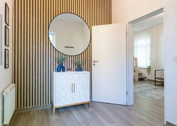 Cabana - Maisonette Apartments - Parkplatz - Wifi Kostenlos - Naehe Klinikum