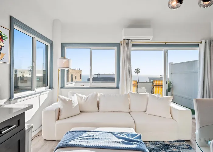 Luxury Beachside Gem Walk To Beach Ocean Views
