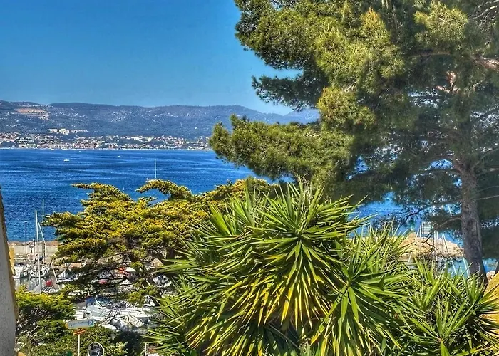 Evasion En Bord De Mer - La Madrague, Saint-Cyr-Sur-Mer