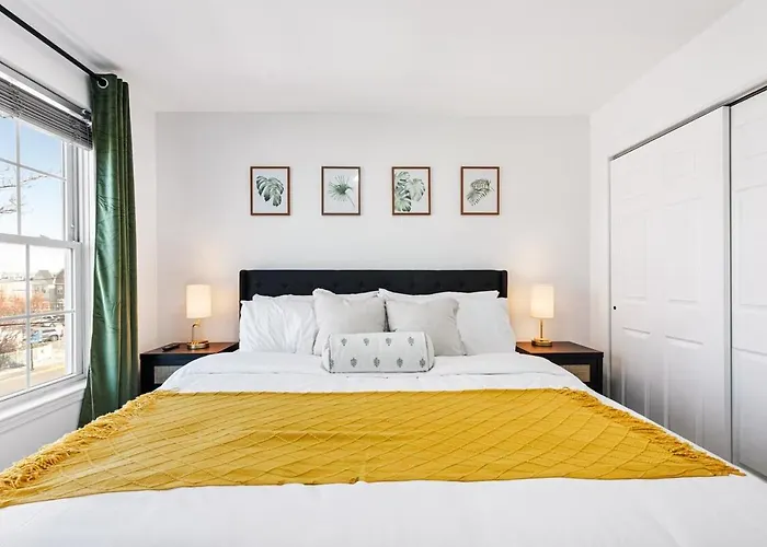 Nyc 20Min, Sleeps 10, Free Parking, Patio