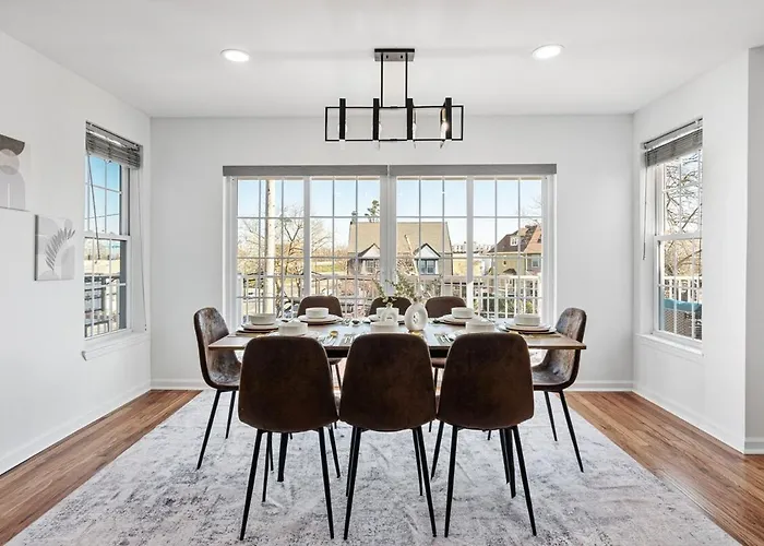 Nyc 20Min, Sleeps 10, Free Parking, Patio
