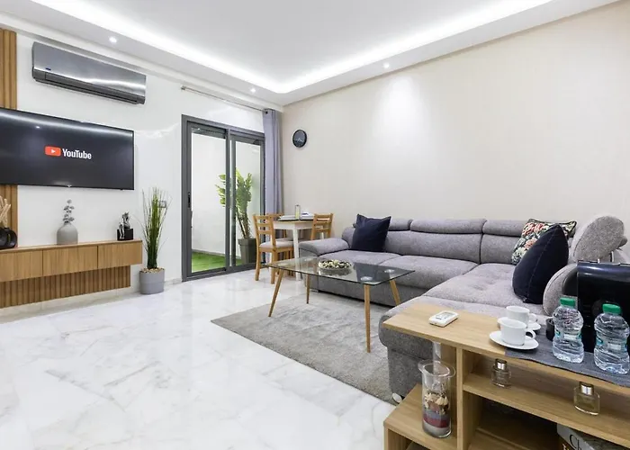 Miramar Residence Beach