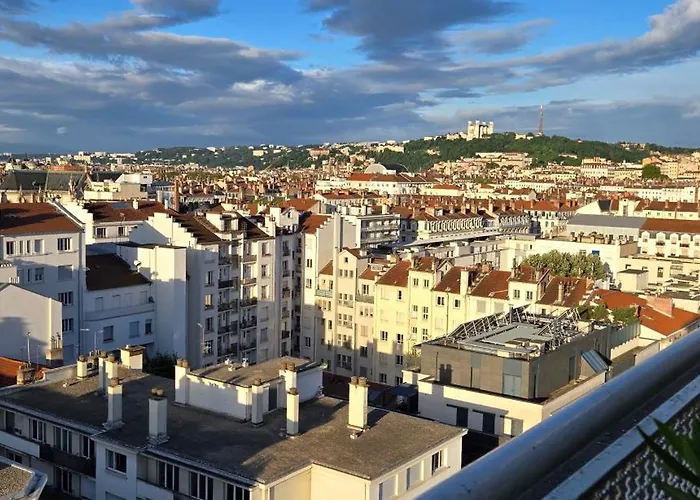 Plein Sud Climatise Terrasse Garage Netflix