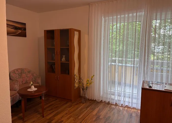 Komfort Appartement Bad Pyrmont Naehe Kurpark