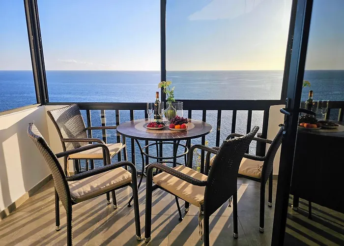 Very Romantic Seaview Apartment Patalavaca Mogán with Warm Pool