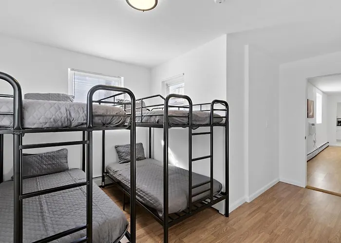 Cozy Family Getaway - Nyc & Nwk With Free Parking