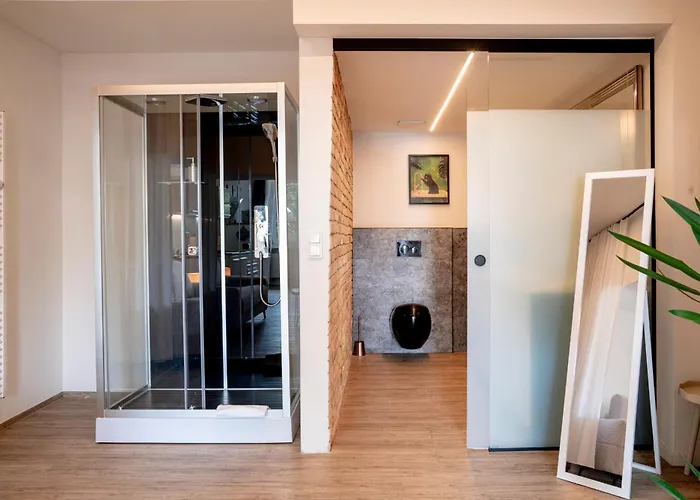 Danube Rooms - Self Checkin - Ideal Fuer Geschaeftsreisende Und Staedtetrips - Moderne Wohnungen In Ruhiger Lage