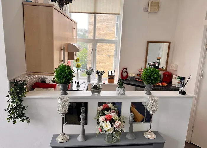 Cosy Studio Flat In Shipley Central