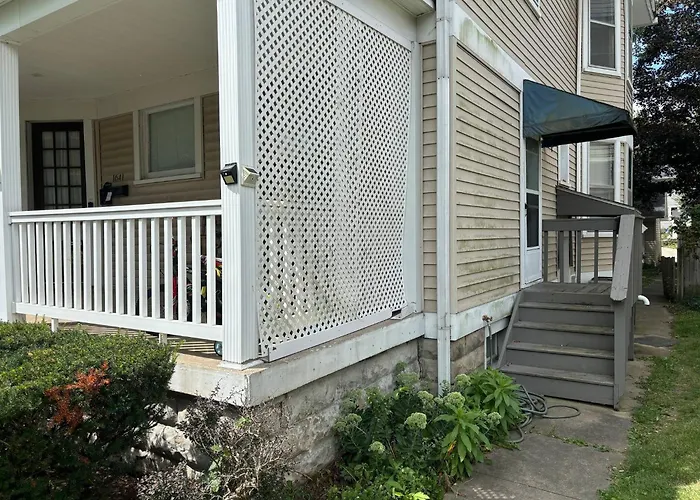 2Nd Floor Suite, Close To Isu, Mill, & Downtown