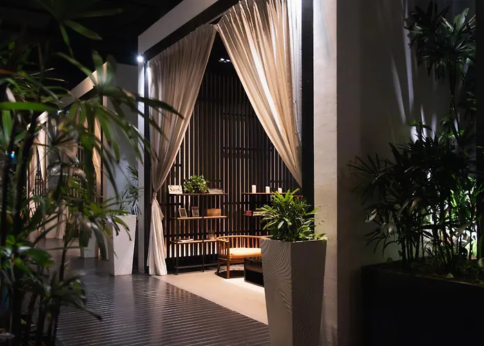 Studio M Hotel