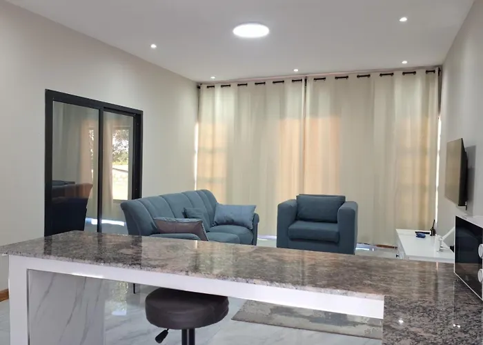 Lowin Suites-One-Bed Apartments
