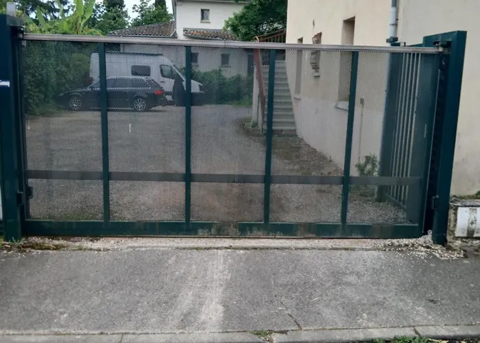 Comme A La Maison Chez Domi Coquet T2 Avec Jardin