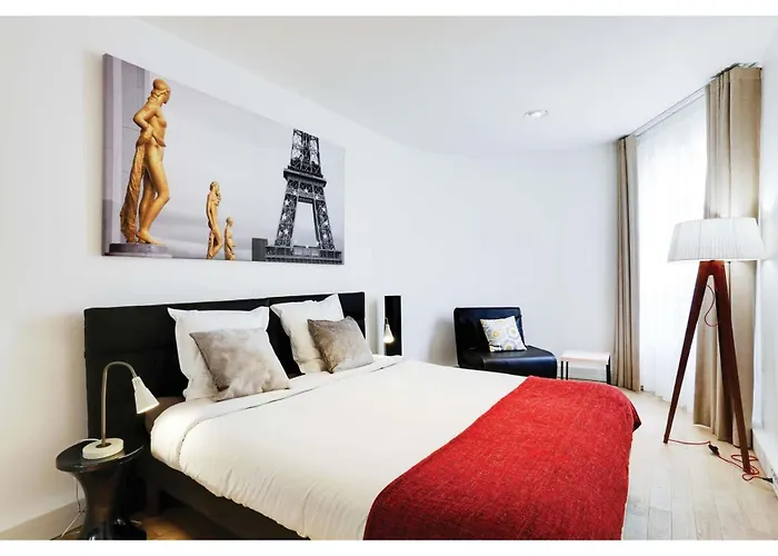 Apartments Paris Centre - At Home Hotel