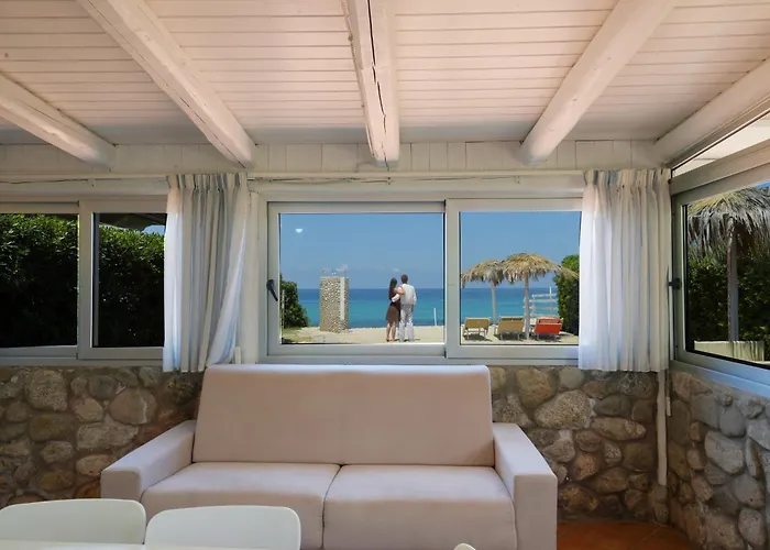Marinella Beach Apartments - On The Beach - Private Free Parking