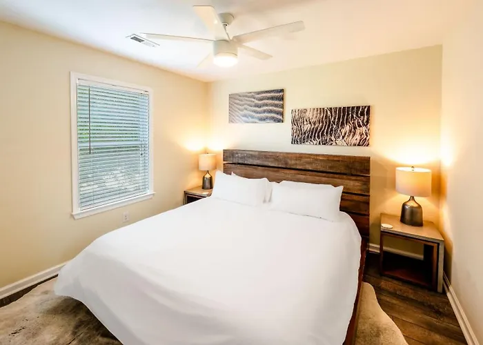 Watermen'S Cabana 2B - 2-Bed, 1-Bath - Walk To Beach Access & Pet Friendly!