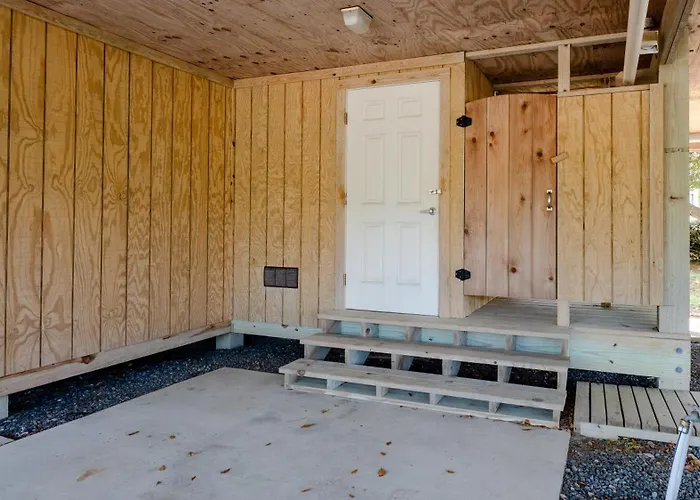 Watermen'S Cabana 2B - 2-Bed, 1-Bath - Walk To Beach Access & Pet Friendly!