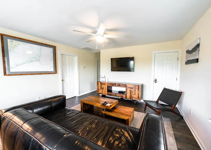 Watermen'S Cabana 3C - 3-Bed, 2-Bath Apartment - Walk To Beach Access & Pet Friendly!