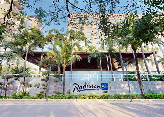 Radisson Blu ,