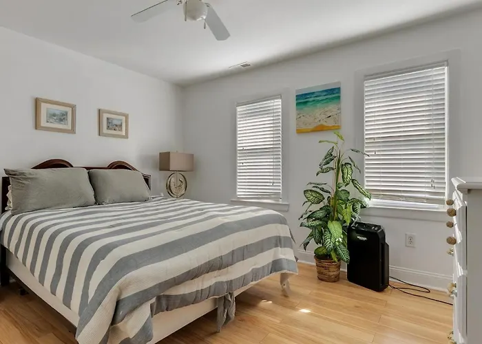 2 Bedroom Condo Only Steps To The Beach!