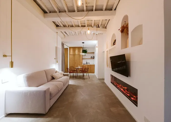 Scarlet Apartment Vernazza Heart