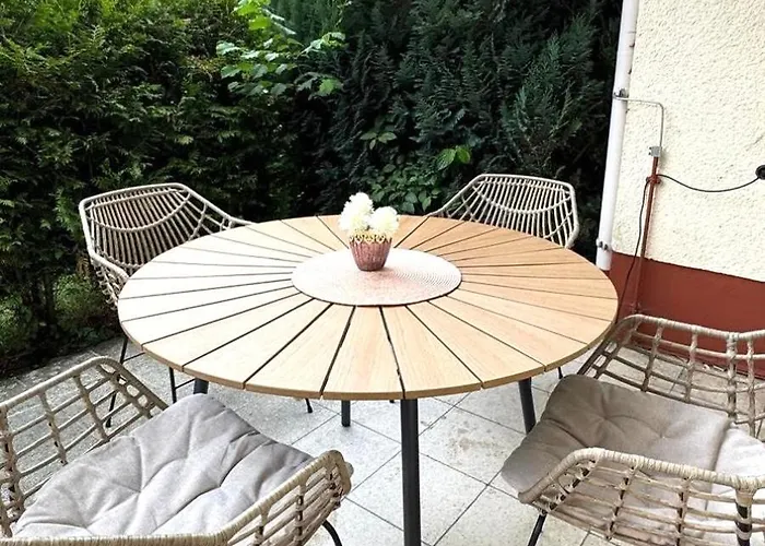 St-Apartment Charming 4 Mit Terrasse