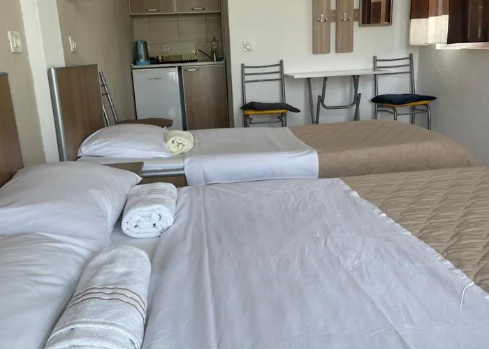 Sunrise Apartments And Studios