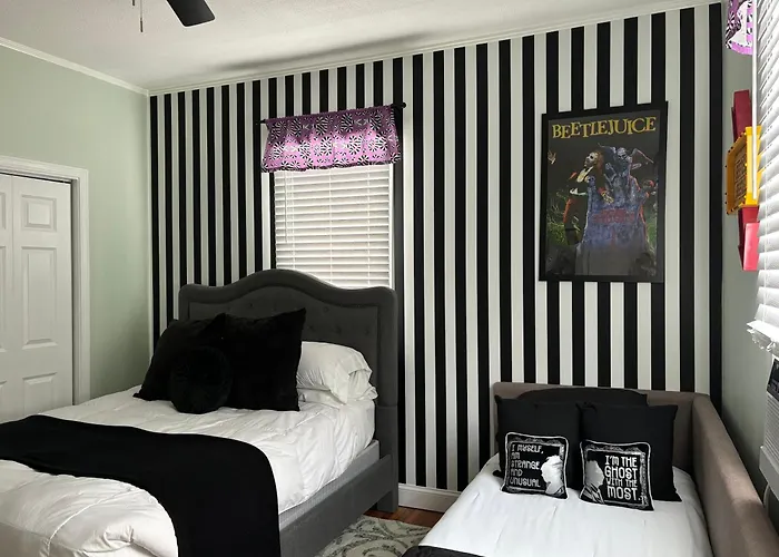 Charming 3Br Apartment At Historic Salem Common - Lally'S House"