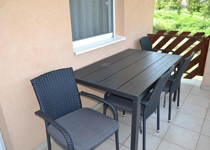 Krisztina Apartman Balatonbereny
