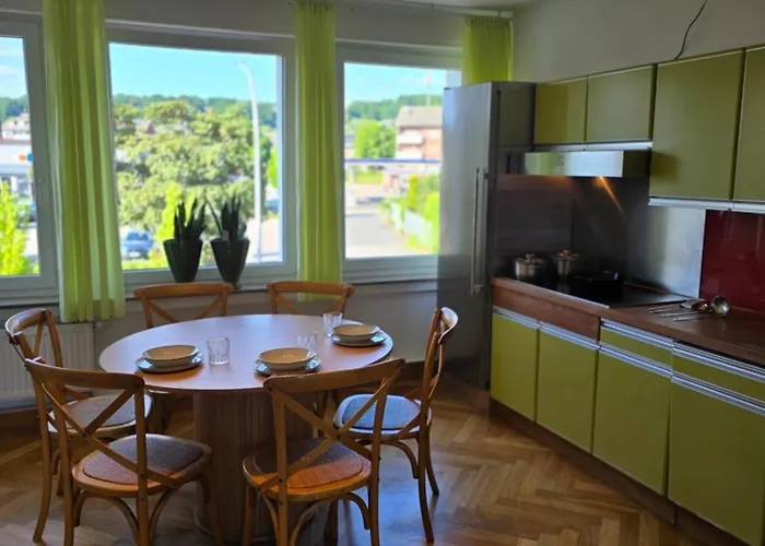 Apartment Pd23 Alte Feuerwache I Ganze Wohnung I 5 Einzelbetten I 3 Zimmer I 3Min Cityhospital I 50M Supermarkt I Kueche I Smarttv