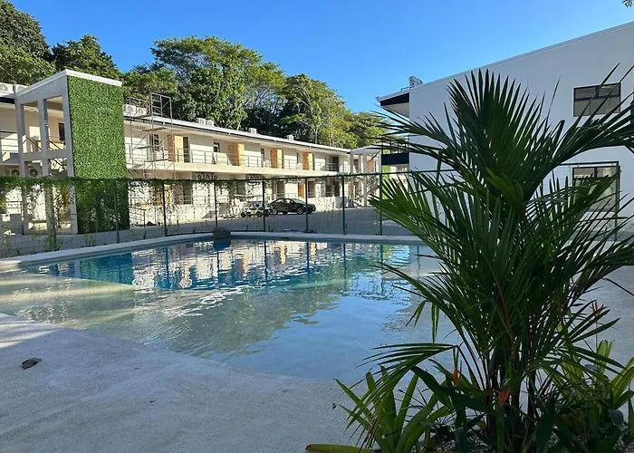 Walk To Private Beach Luxury Amidst Nature