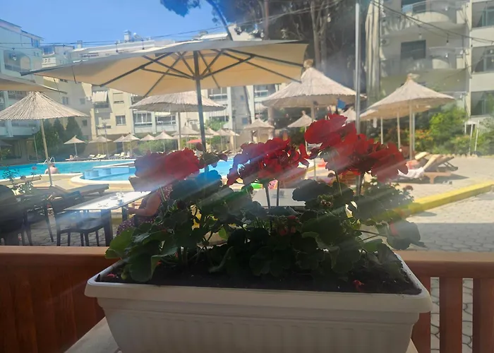 Geri'S Beach Apartments