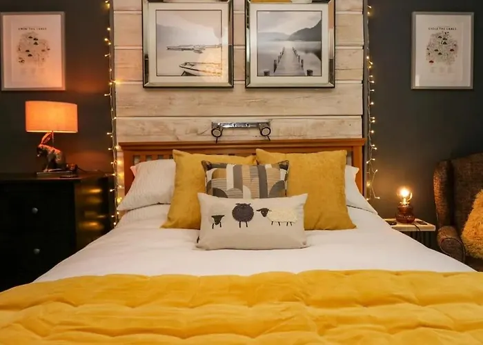 Tranquil Lake District Village Apartment