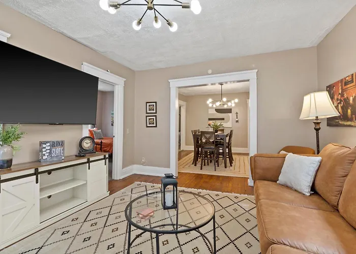 Modern Cozy 2Br Near Syracuse University, Destiny Usa, Zoo & Downtown Syracuse