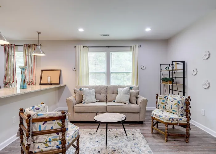 7 Mi To Trilith Studios: Atlanta Area Business Hub