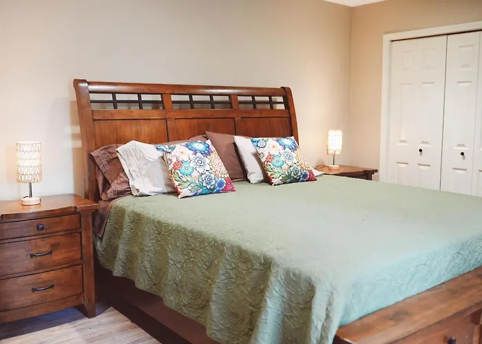 Lakeshore Lodging Apartment E