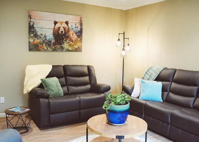 Lakeshore Lodging Apartment F