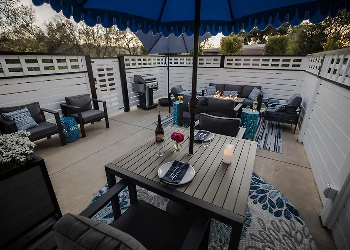 Onx Wines - Clark House Apartment