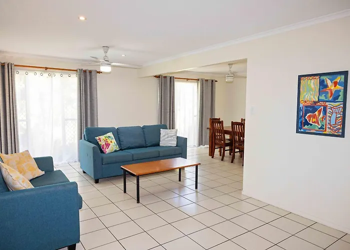 The Shores Holiday Apartments