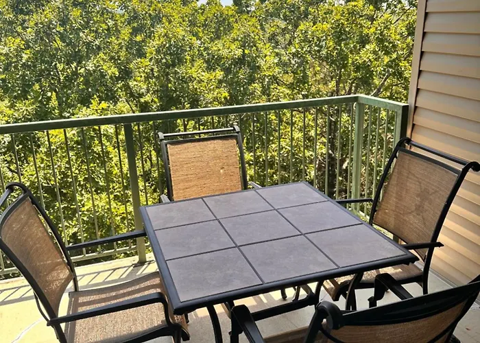 Penthouse Suite At Holiday Hills Book Today