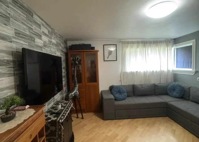 Beautiful Apartment In The Heart Of Keflavik