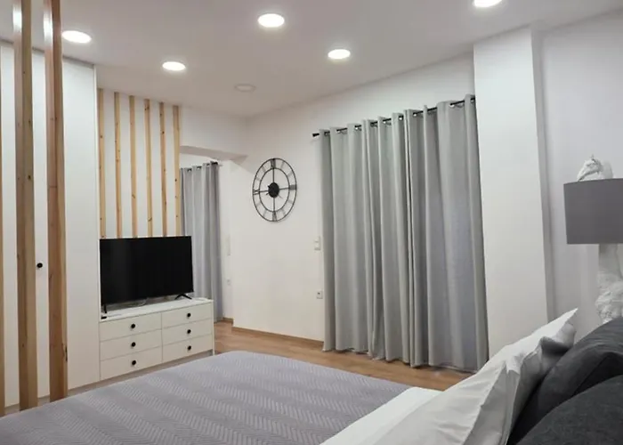 Apartment 34