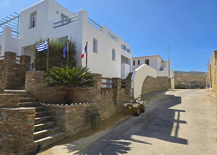 Karaoulanis Apartments