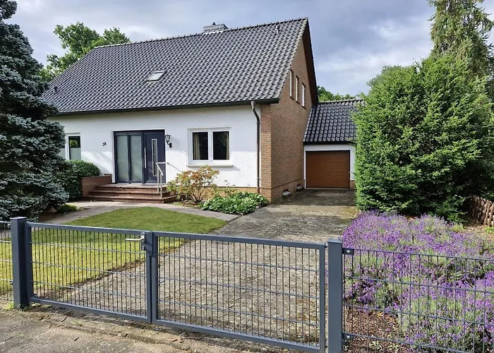 Fewo Allergruen, Terrasse, Garten, Stellplatz!