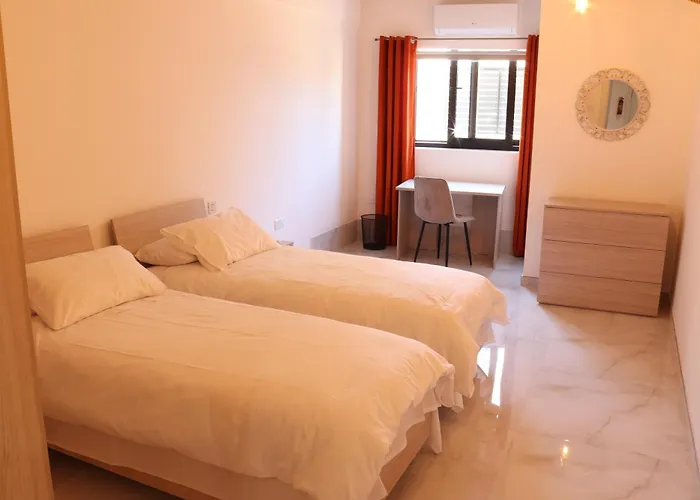 Il-Kantuniera - Quiet Maisonette With Private Entrance, St Julians