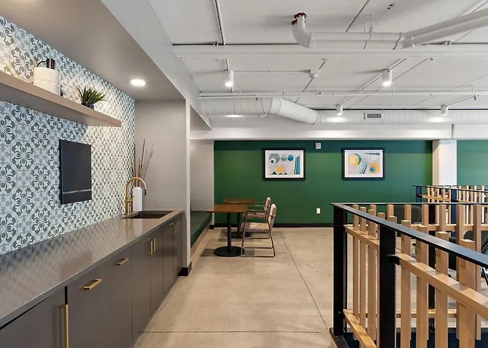 W517 Stylish 1Bd In Heart Of Minneapolis, Minutes From Minneapolis Convention Center & Us Bank Arena