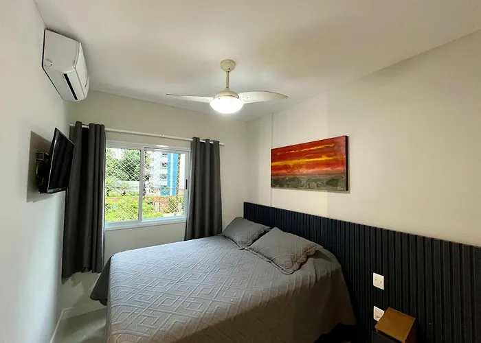Lindo Flat Em Riviera - Proximo Da Praia E Novinho