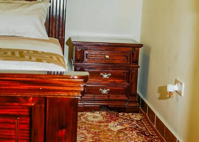 Luxore Rozina Airport View Apartment, Syokimau Nairobi
