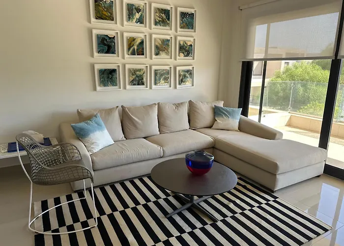 G Cribs Cozy 1Bd Apartment