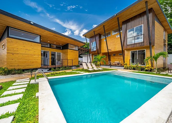 < 1 Mi To Playas Del Coco: Studio W/ Pool Access!