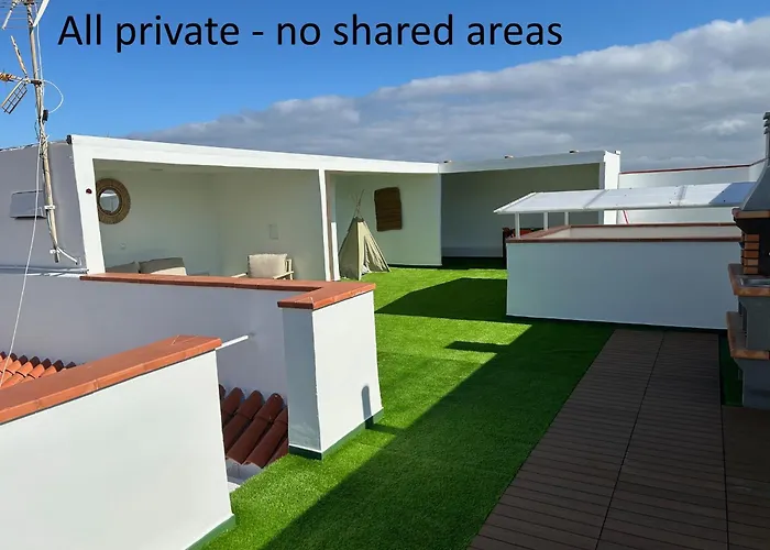 Luxury Penthouse Bbq Chill Out Terrace